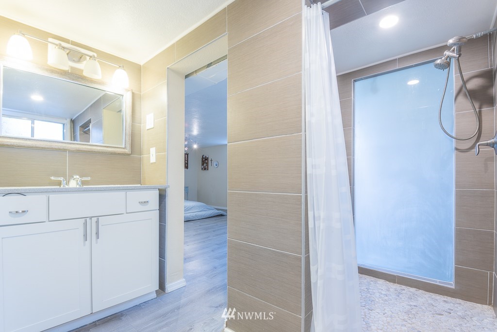 717 Rasmussen Lane Bremerton, WA 98310 - Photo 30 of 37 Gallery Image 30