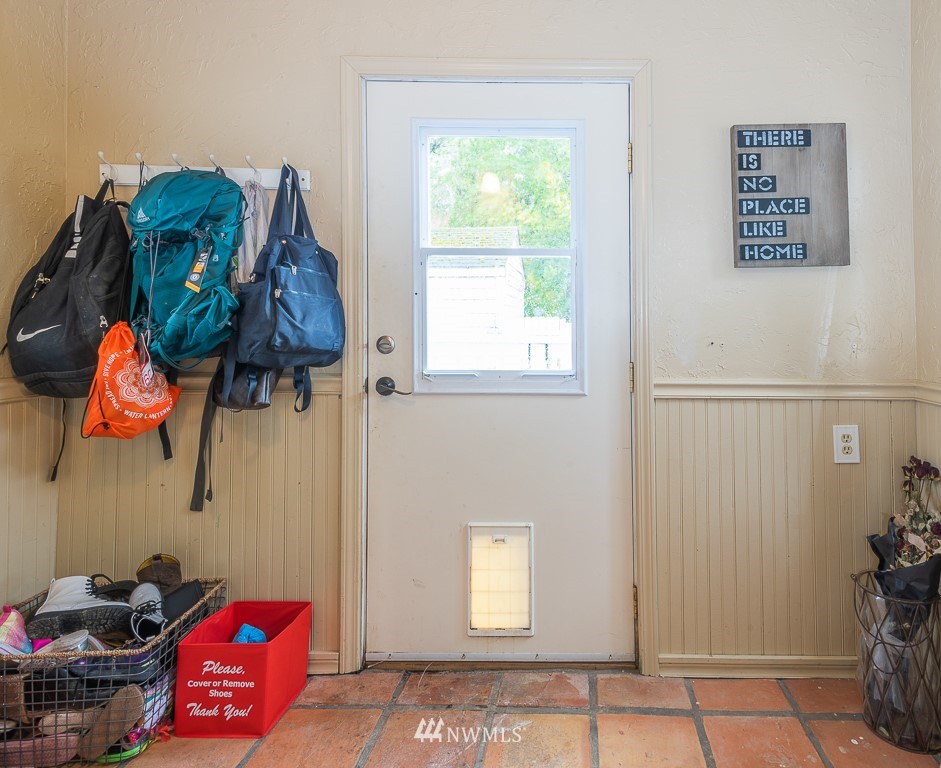 717 Rasmussen Lane Bremerton, WA 98310 - Photo 10 of 37 Gallery Image 10