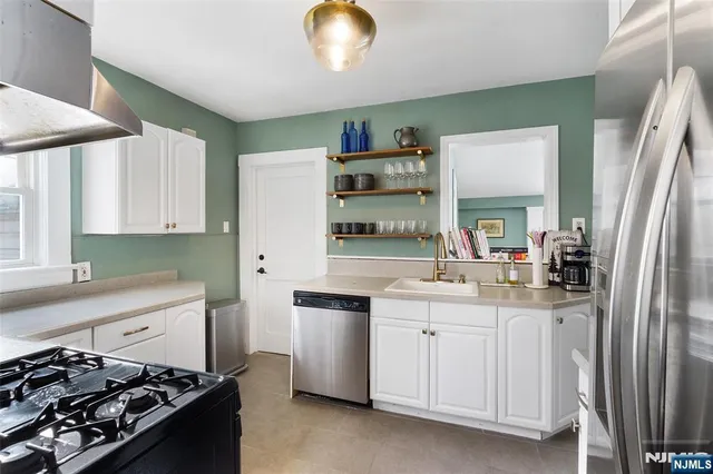 $3,800 | 11 Longview Trail, Denville, NJ 07834