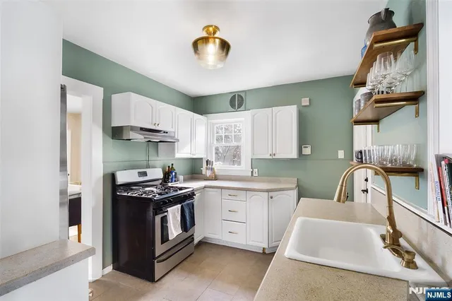 $3,800 | 11 Longview Trail, Denville, NJ 07834