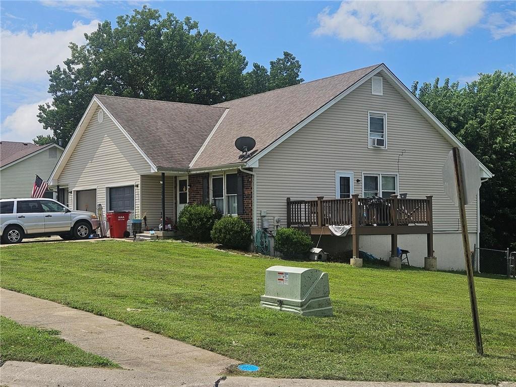 7014 Sobbie Road Pleasant Valley, MO 64068 - Photo 4 of 19