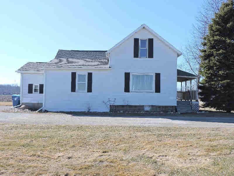 2380 East Newberg Road Pinconning, MI 48650 - Photo 1 of 13