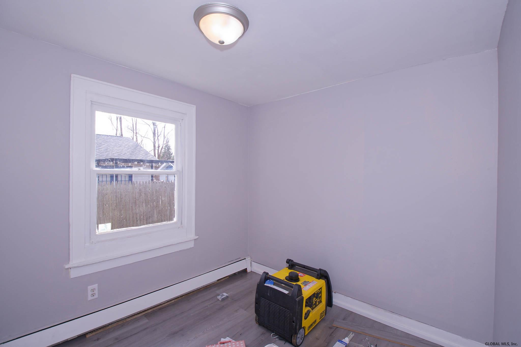 153 Freemans Bridge Road Scotia, NY 12302 - Photo 9 of 50 Photo 9