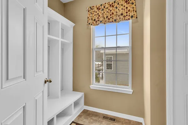 $479,900 | 4009 Magnolia Parkway, Jackson, MI 49201