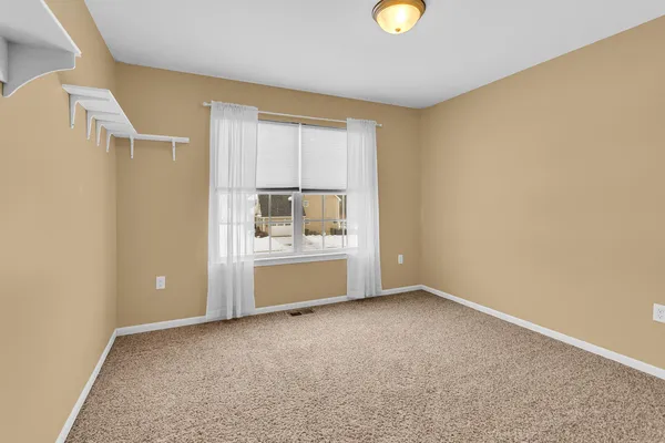 $479,900 | 4009 Magnolia Parkway, Jackson, MI 49201