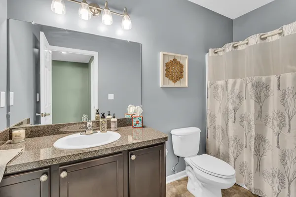 $479,900 | 4009 Magnolia Parkway, Jackson, MI 49201