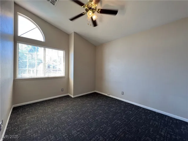 $2,900 | 2436 Palm Shore Court, Las Vegas, NV 89128