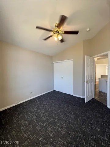$2,900 | 2436 Palm Shore Court, Las Vegas, NV 89128