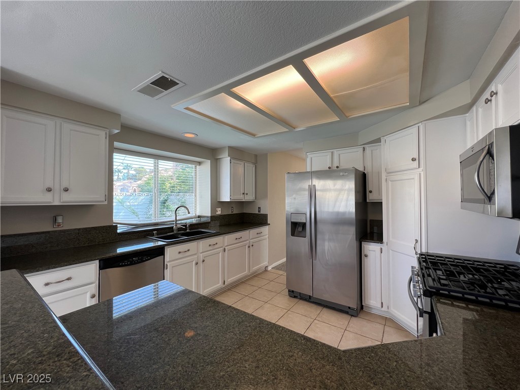 2436 Palm Shore Court Las Vegas, NV 89128 - Photo 5 of 50