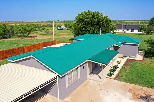 $262,500 | 10992 Highway 6, Avoca, TX 79503