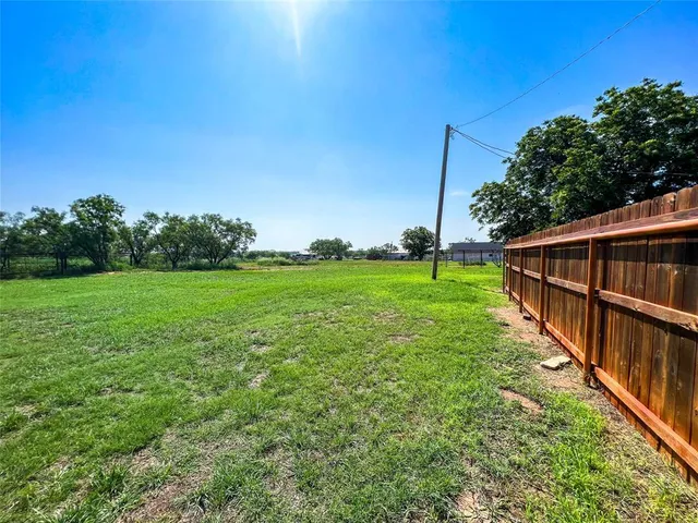 $262,500 | 10992 Highway 6, Avoca, TX 79503