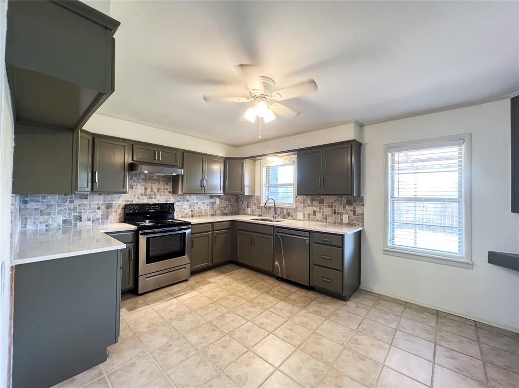 10992 Highway 6 Avoca, TX 79503 - Photo 6 of 40