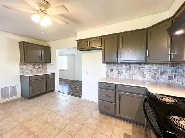 $262,500 | 10992 Highway 6, Avoca, TX 79503