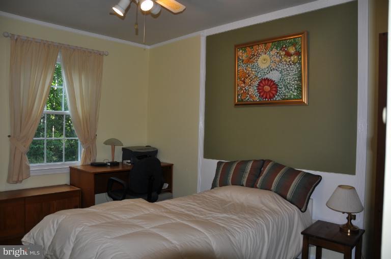 5708 Kirkham Court Springfield, VA 22151 - Photo 12 of 28 Bedroom