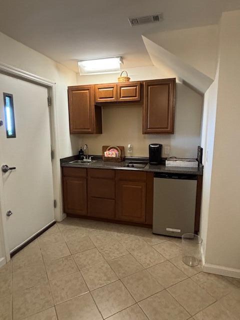 13242 Brockdell Road Pikeville, TN 37367 - Photo 22 of 32 Downstairs kitchen