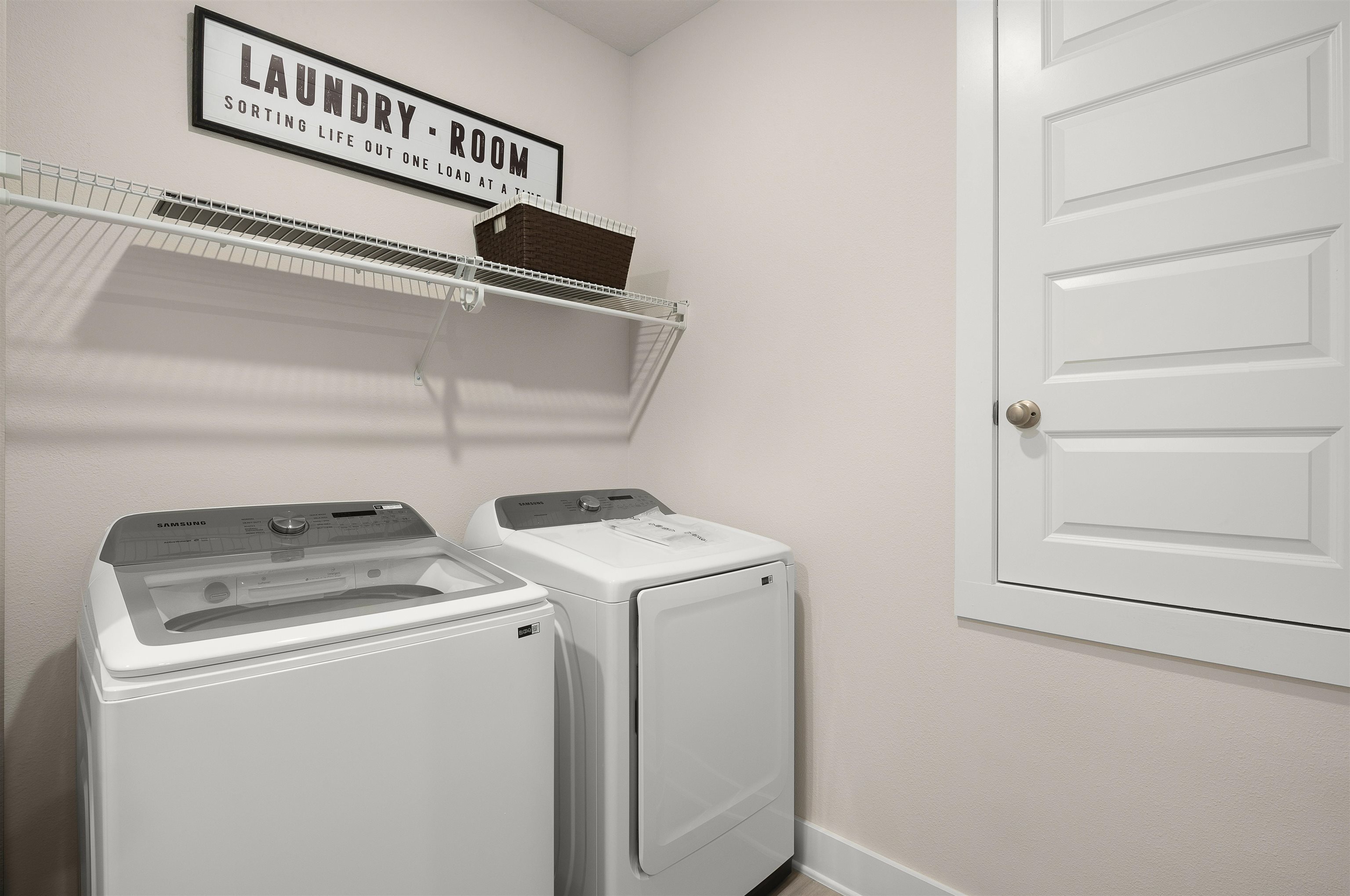 1118 Pheasant Circle Foley, AL 36535 - Photo 19 of 19 LAUNDRY ROOM