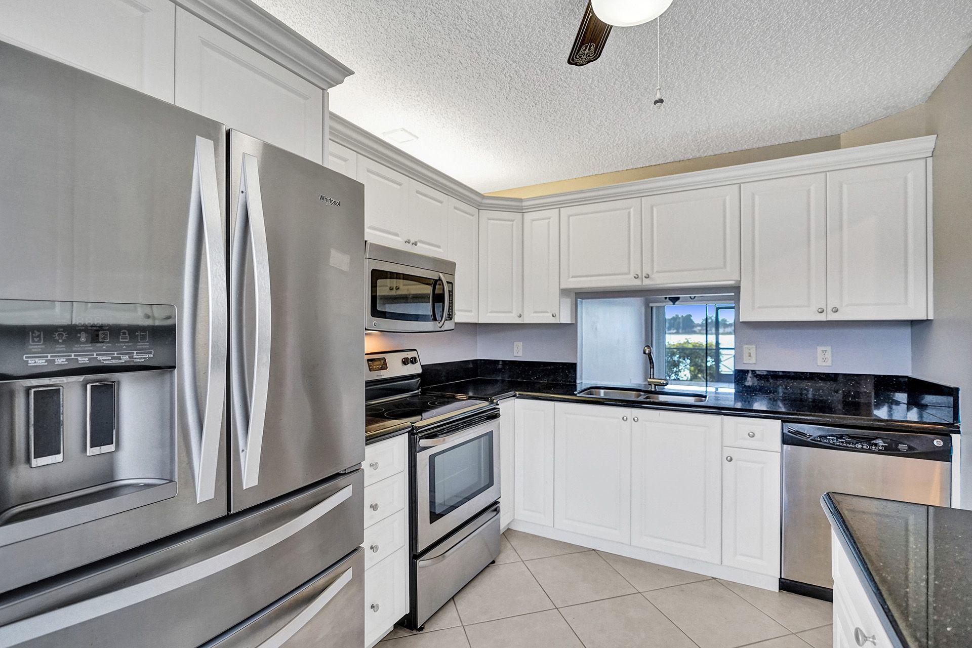 587 Banks Road Margate, FL 33063 - Photo 8 of 43 Kitchen