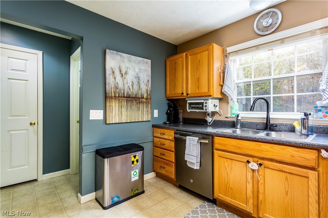 5231 Otten Road North Ridgeville, OH 44039 - Photo 9 of 35 Gallery Image 9