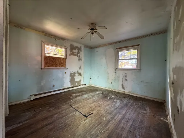 $289,000 | 126 Alton Bradford Road, Hopkinton, RI 02808