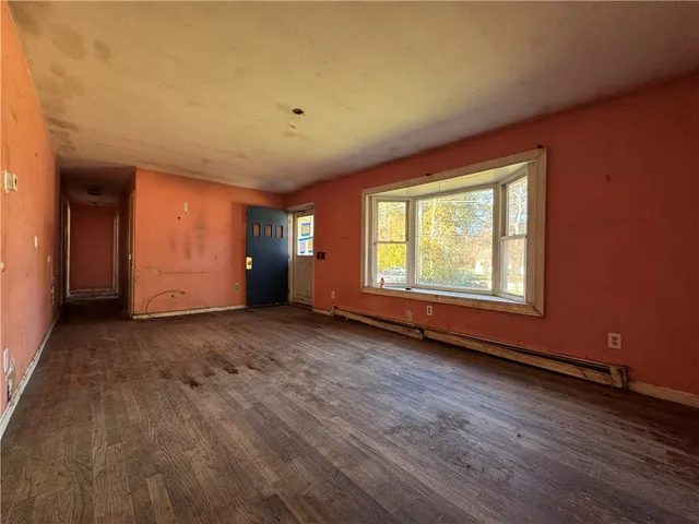 $289,000 | 126 Alton Bradford Road, Hopkinton, RI 02808