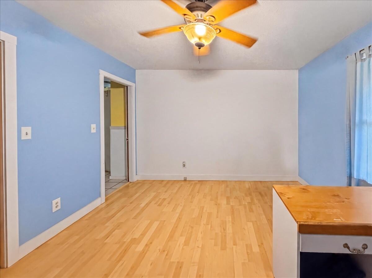 238 Bowdoinham Road Sabattus, ME 04280 - Photo 26 of 60 33-photo_reedit_599a3053