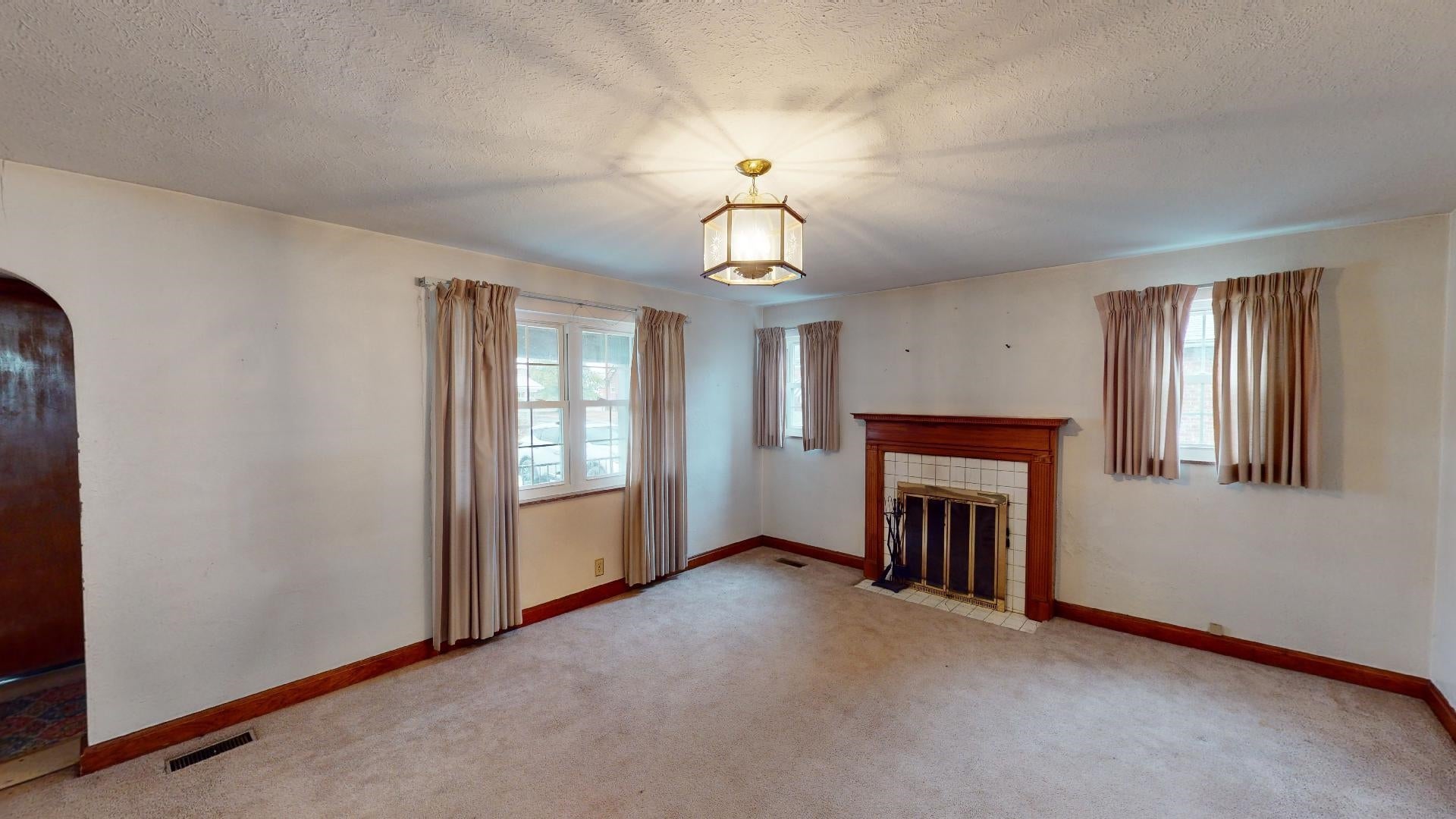 3707 Auburn Road Huntington, WV 25704 - Photo 4 of 23 Gallery Image 4
