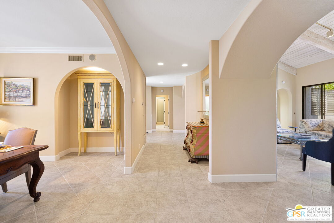 818 Inverness Drive Rancho Mirage, CA 92270 - Photo 10 of 57