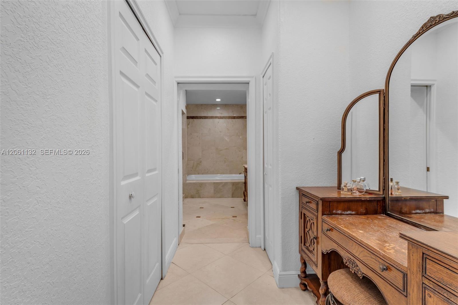 9735 Southwest 64th Street Miami, FL 33173 - Photo 28 of 44 Gallery Image 28