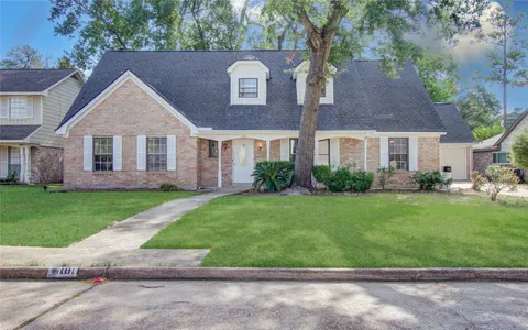 $229,500 | 1011 Manatee Lane, Houston, TX 77090