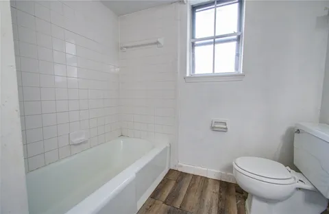 $229,500 | 1011 Manatee Lane, Houston, TX 77090