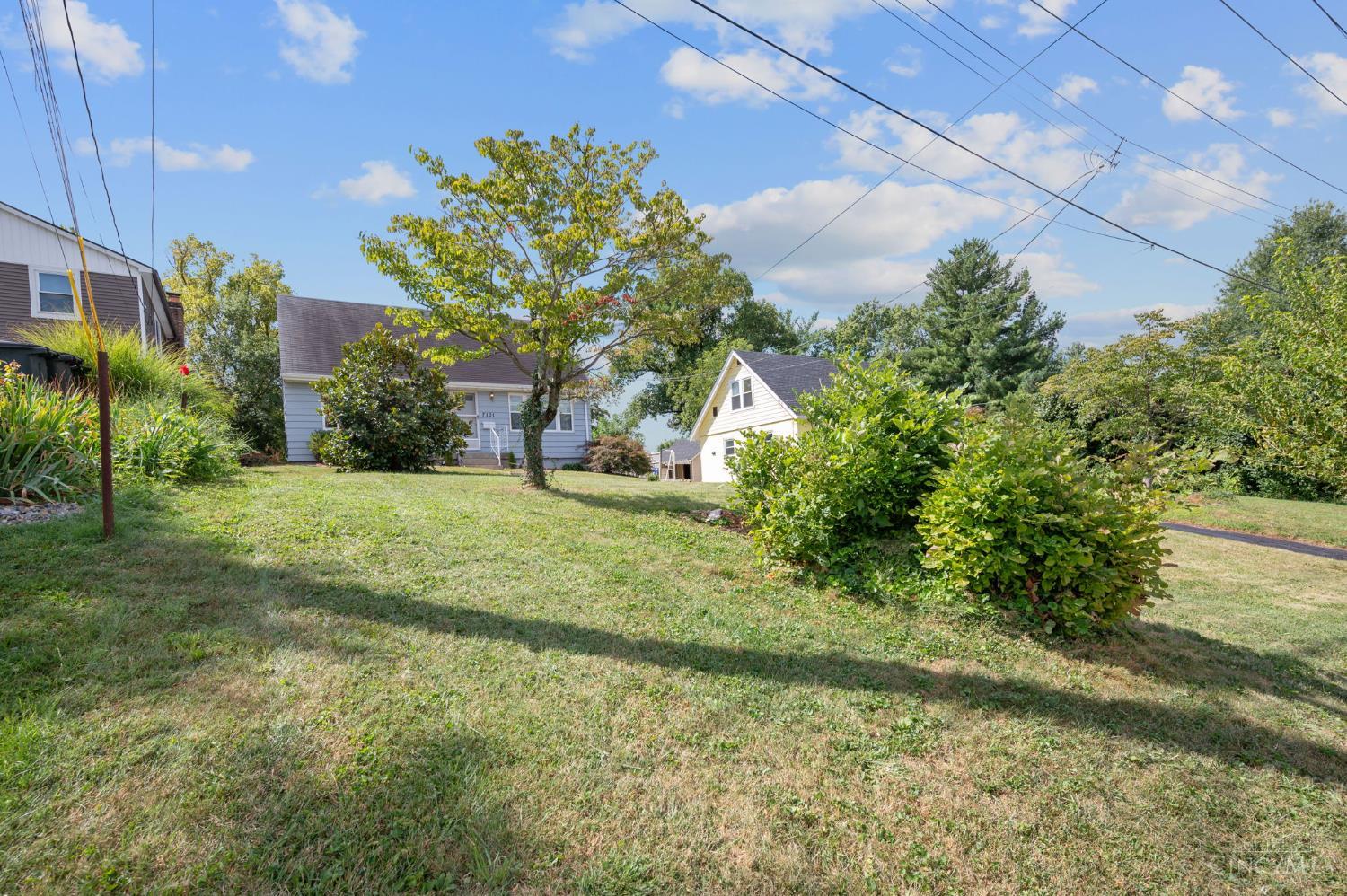 7101 Dunn Road Cincinnati, OH 45230 - Photo 4 of 50