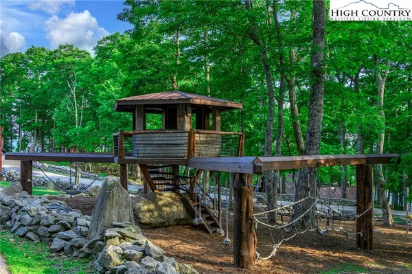 $315,000 | Vr-5 Vr-5 Red Sky Parkway, Elk Park, NC 28622