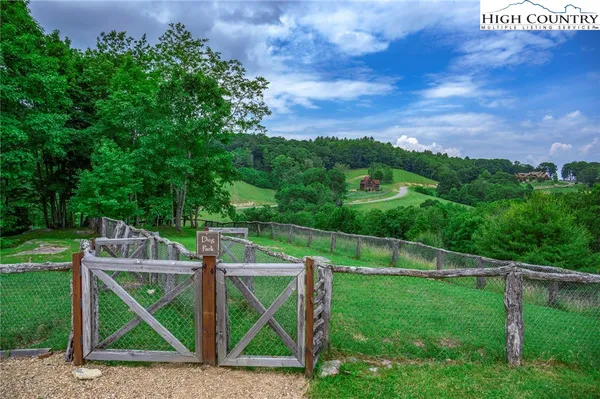 $315,000 | Vr-5 Vr-5 Red Sky Parkway, Elk Park, NC 28622