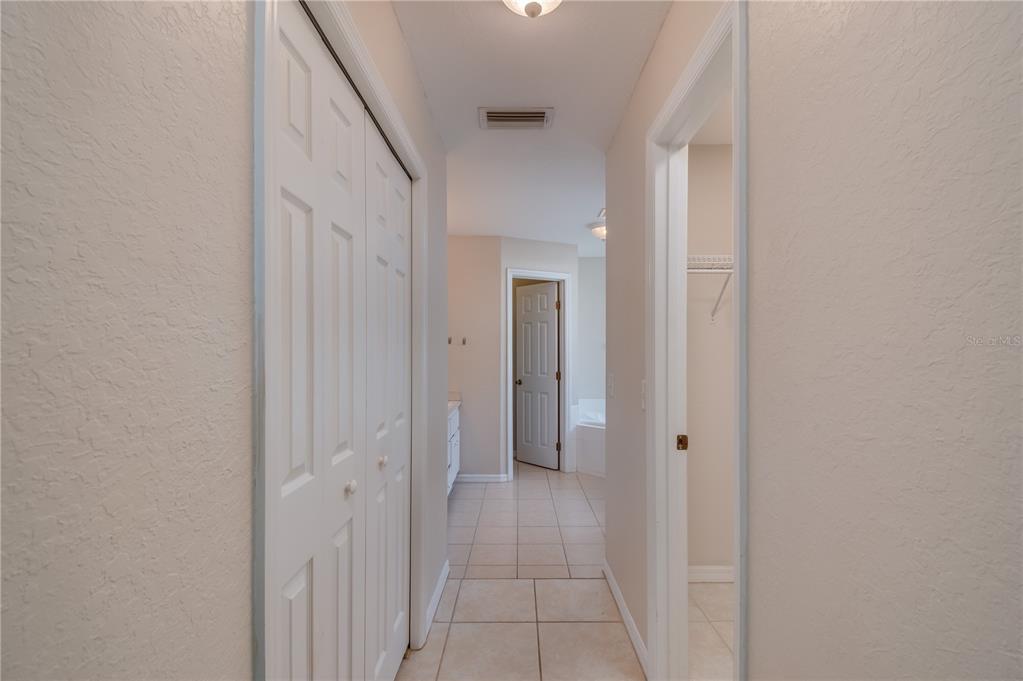 6375 Southwest 63rd Street Ocala, FL 34474 - Photo 19 of 35 a view of a hallway