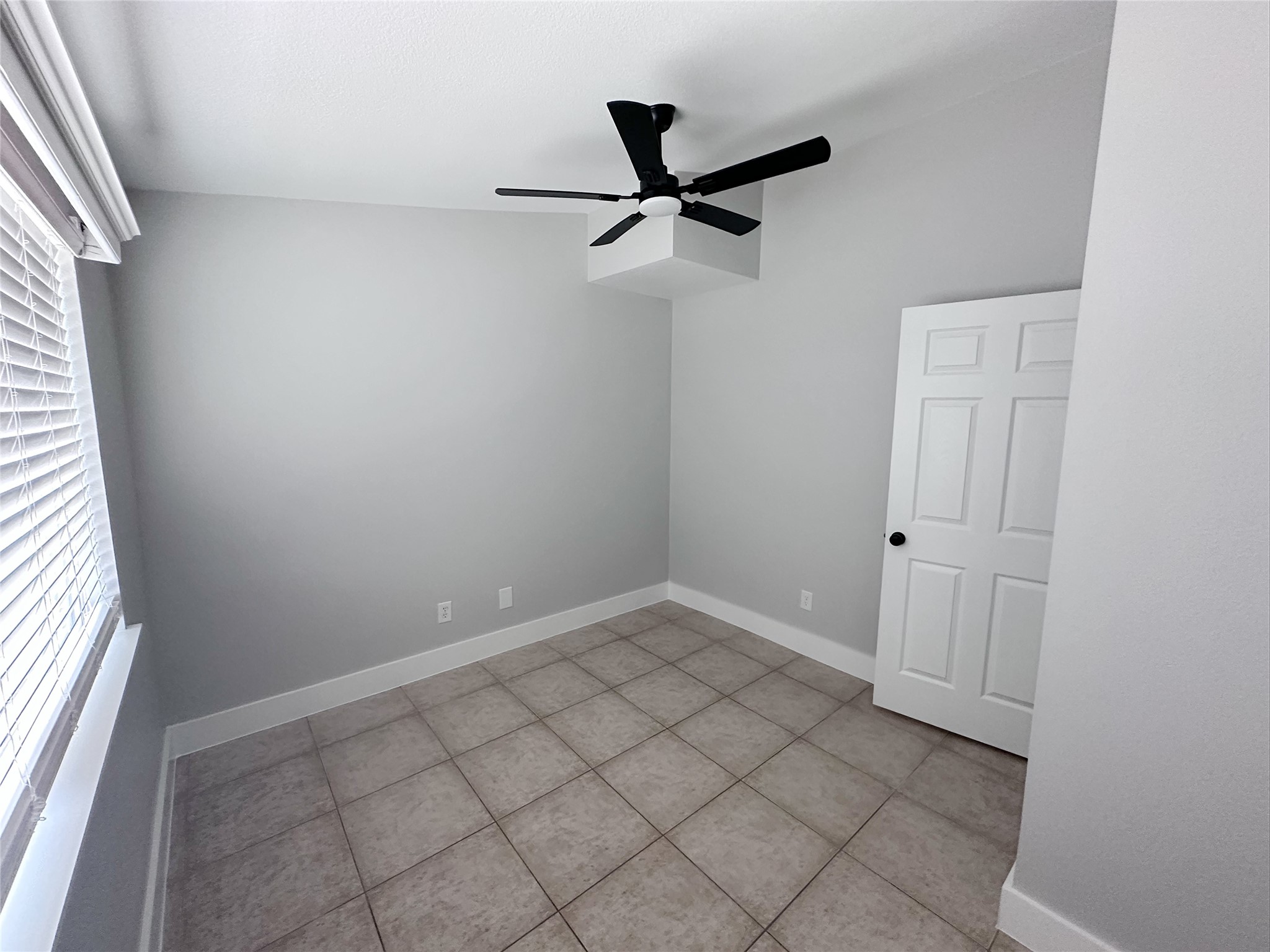 2324 Peppermill Road Houston, TX 77080 - Photo 19 of 20 Bedroom 2
