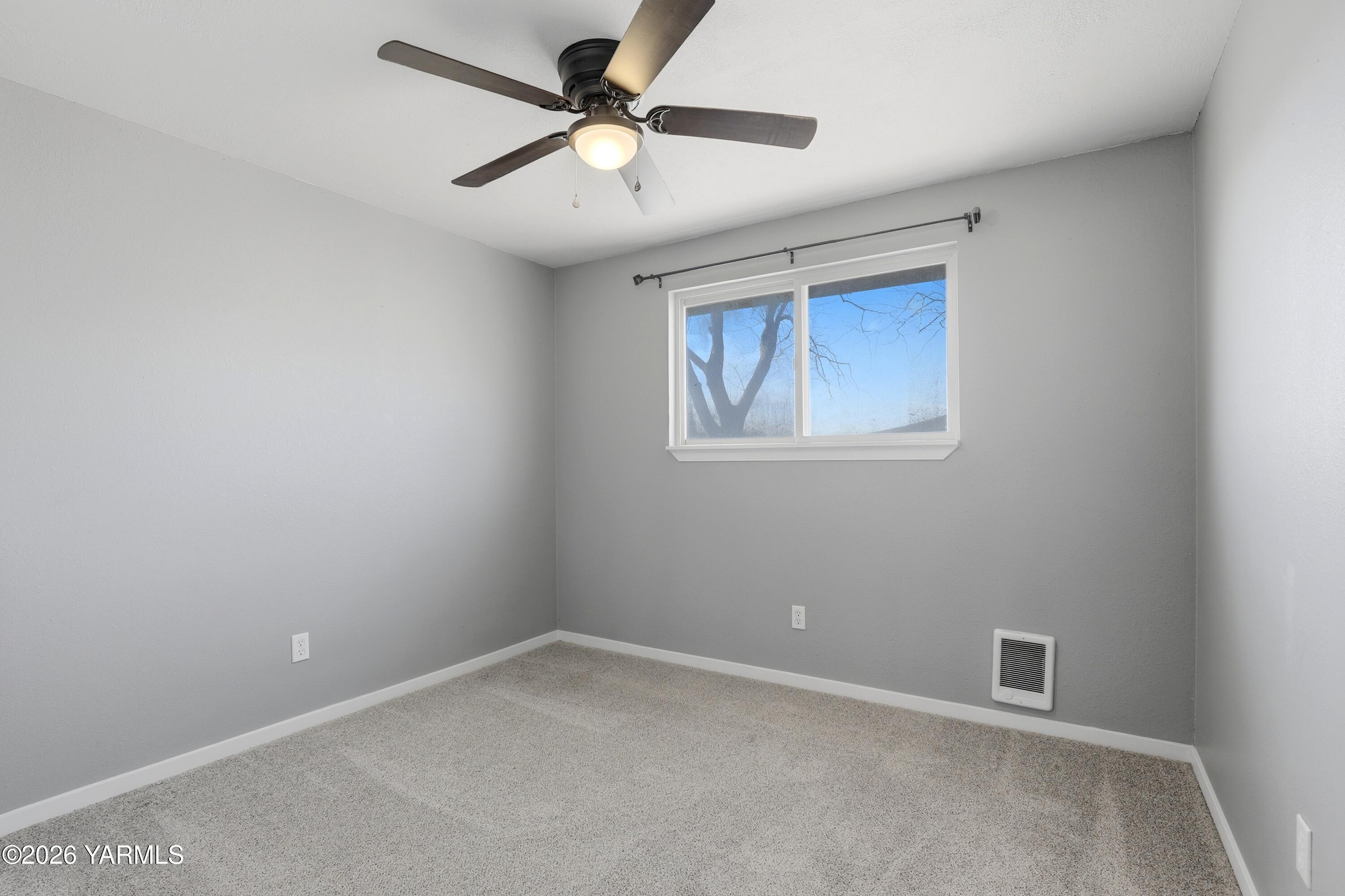 342 Sole Road Selah, WA 98942 - Photo 18 of 32 342 Sole Rd019