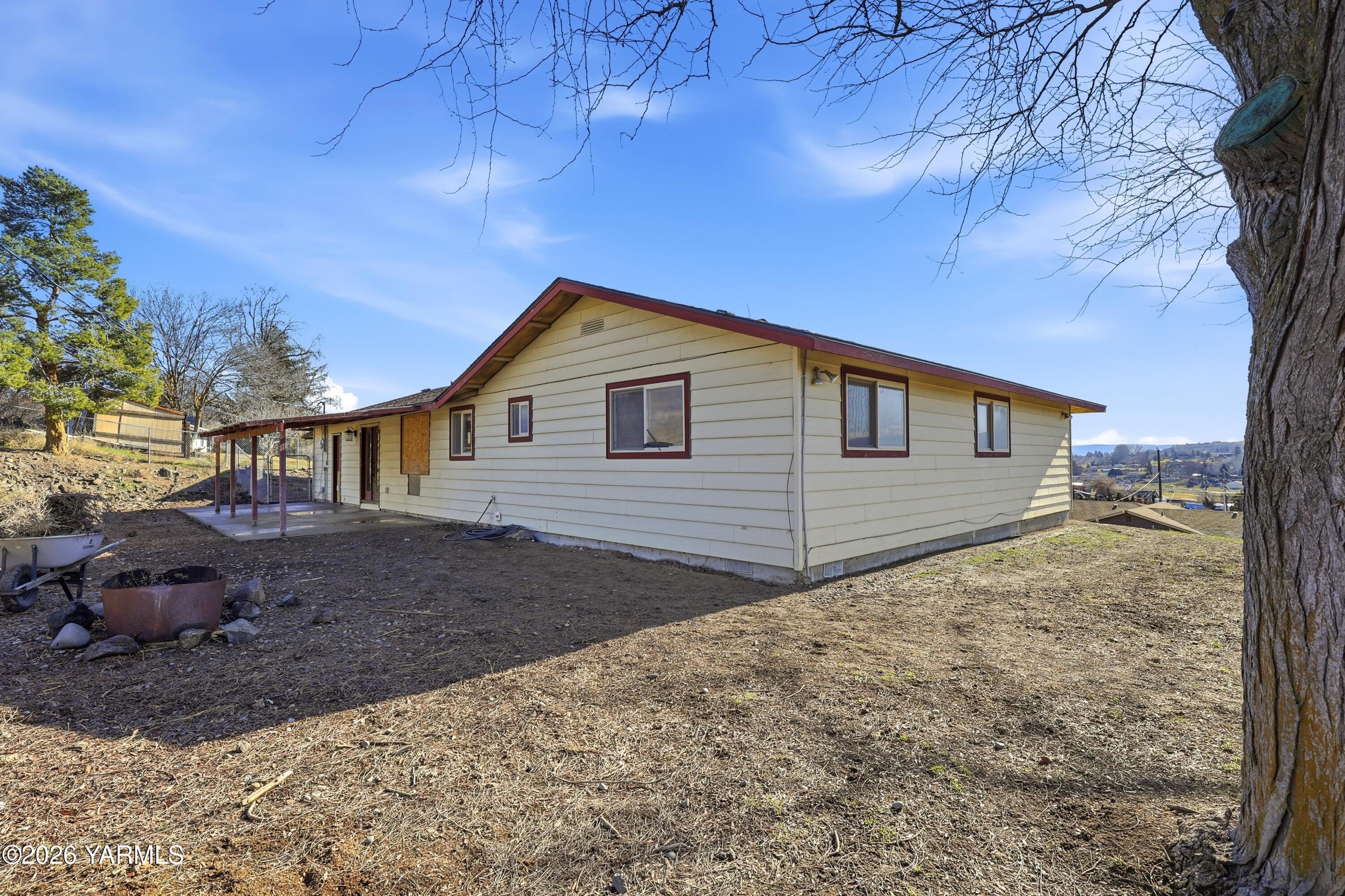 342 Sole Road Selah, WA 98942 - Photo 25 of 32 342 Sole Rd027