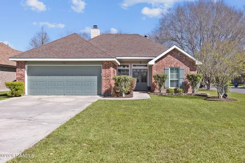 $239,000 | 135 Windermere Circle, Youngsville, LA 70592