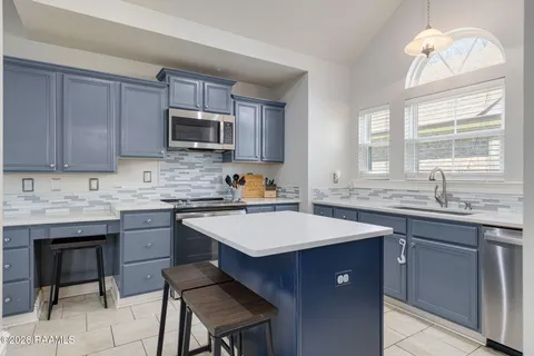 $239,000 | 135 Windermere Circle, Youngsville, LA 70592