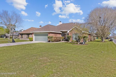 $239,000 | 135 Windermere Circle, Youngsville, LA 70592
