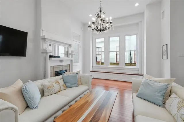 $3,100 | 1738 Josephine Street, New Orleans, LA 70113