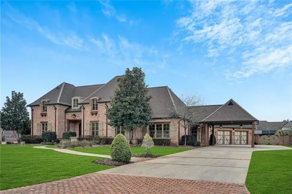 $1,499,000 | 305 Highland Bluff Drive, Slidell, LA 70461