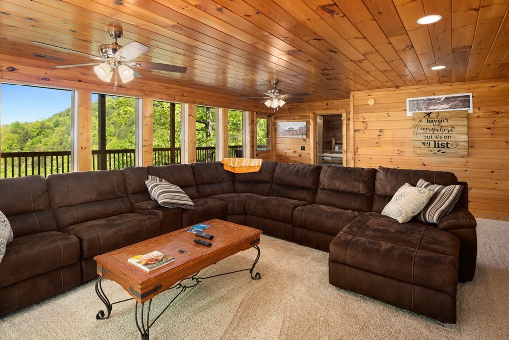 4475 Stackstone Road Sevierville, TN 37862 - Photo 39 of 58 Gallery Image 39