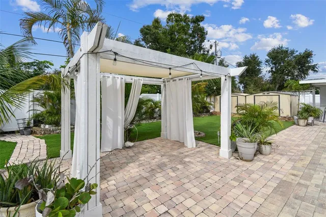 $3,800 | 2580 Granada Circle West, St. Petersburg, FL 33712