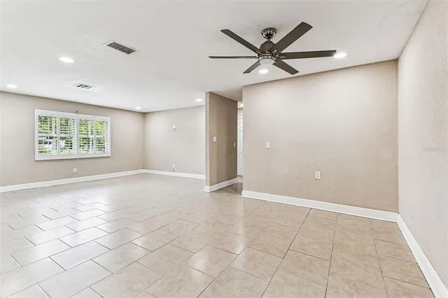 $4,100 | 2580 Granada Circle West, St. Petersburg, FL 33712