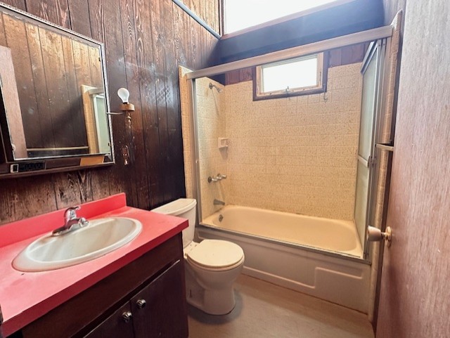 45-3303 Milo Street Honokaa, HI 96727 - Photo 15 of 28 a bathroom with a sink a toilet and shower