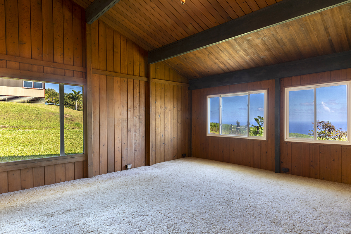 45-3303 Milo Street Honokaa, HI 96727 - Photo 7 of 28 a view of an empty room with a window