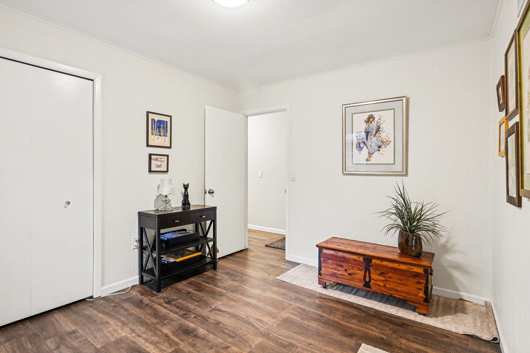 1859 Allenway Court Rochester Hills, MI 48309 - Photo 16 of 25 011_file_4963