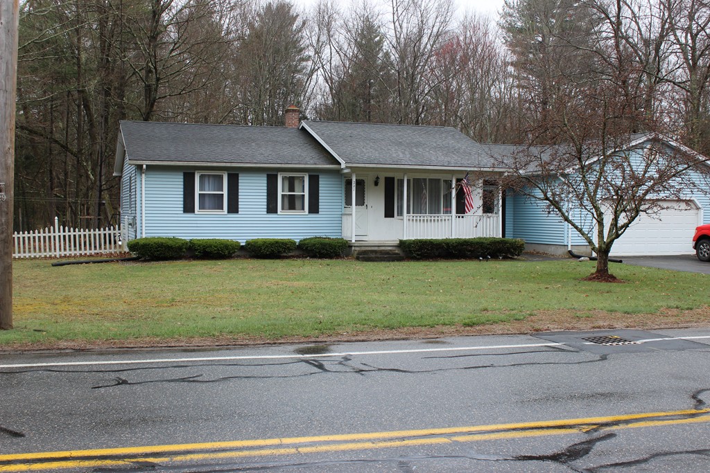 227 Bay Road Belchertown, MA 01007 - Photo 1 of 11 Gallery Image 1