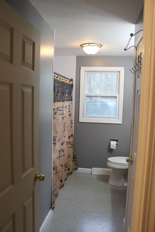 227 Bay Road Belchertown, MA 01007 - Photo 10 of 11 Gallery Image 10